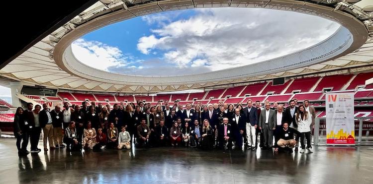 Un centenar de empresarios familiares se dan cita en el IV Encuentro Interregional de Empresa Familiar analizando los nuevos retos a afrontar en el actual entorno de incertidumbre y cambio 