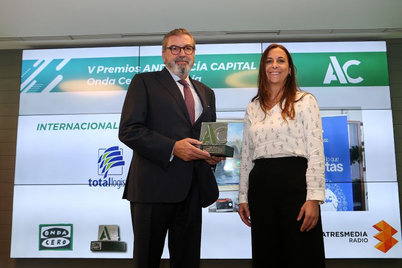Total Logistic, empresa de nuestro Presidente recibe el premio "Internacionalización 2022" 
